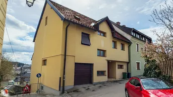 Expose Familienhit in Feldkirchen: Großzügiges Ein-/Mehrfamilienhaus in Zentrallage