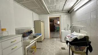 Expose +++ EINFAMILIENHAUS IN SCHÖNER NEULENGBACHER AUSSICHTSLAGE +++ 117m² Wohnfläche auf 690m² in begehrter Grünruhelage nahe Neulengbach-Zentrum.