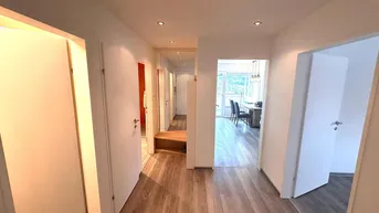 Expose Sie sind auf der Suche nach einem neuen Zuhause oder einer Kapitalanlage? PROVISIONSFREI! Dann laden wir Sie herzlichst ein zum Tag der offenen Tür am 20.07. um 9-12 und 16-19 Uhr am Mühlbichl 44/ Brixlegg, Etage 2/Top7 + Etage 3/Top 10, gleich 2 Wohnungen zu besichtigen. 2. Etage meine neu sanierte Wohnung und 3. Etage die Wohnung meines Nachbarn, die auch zum Verkauf steht. Eine Besichtigung beider Wohnungen ist selbstverständlich unverbindlich. Wir freuen uns auf Ihren Besuch.