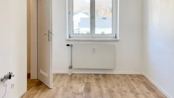 Expose Sonnige 3 - Zimmer Wohnung mit Loggia - inkl. Heizkosten