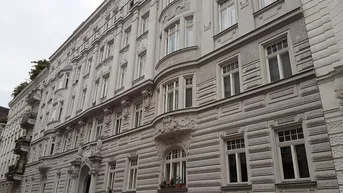 Expose Modern ausgestattete Büroflächen in repräsentativem Altbau!