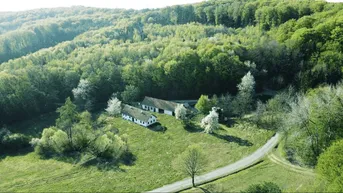 Expose Revitalisiertes Bauernhaus in idyllischer Alleinlage