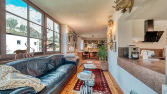 Expose Tirolerhaus mit großem Garten, Pool und Baugrund – attraktive Lage in Scharnitz-Gießenbach