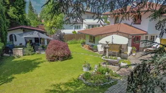 Expose 2 Häuser, 3 Wohneinheiten und ein Grundstück mit viel Garten!
