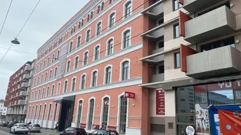 Expose Schöne ERSTBEZUG Büro-, Praxis- oder Schulungsfläche mit Garten