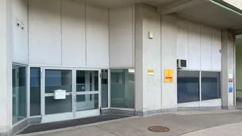 Expose Ordination im Hanssonzentrum - sanierungsbedürftig