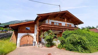 Expose NEUER PREIS: Traditionelles Einfamilienhaus in traumhafter Panoramalage