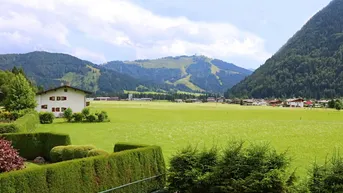 Expose Traditionelles Tiroler Holzhaus mit unverbaubarem Panoramablick 