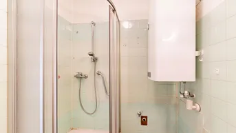Expose Helle 2-Zimmer Wohnung mit Wintergarten und Balkon