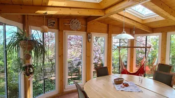 Expose PROVISIONSFREI! Herzliche Doppelhaushälfte mit Wintergarten, Balkon und großer Terrasse, perfekt für Ihre Familie!