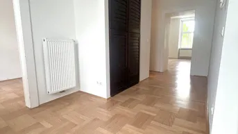 Expose Stilvolle Altbauwohnung mit hochwertiger Ausstattung - 3 Zimmer, 78m², nur 359.000 €!