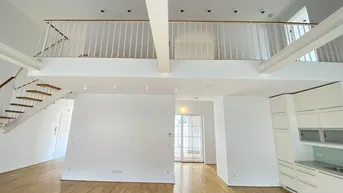 Expose 153m² Helle DG-Maisonette mit Terrasse in 1090, 4 Zimmer, 3 Bäder ab sofort zu mieten!