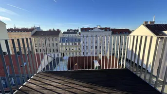 Expose Lichtdurchflutete Maisonette-Wohnung im Dachgeschoss: 4-Zimmer mit großzügiger Terrasse