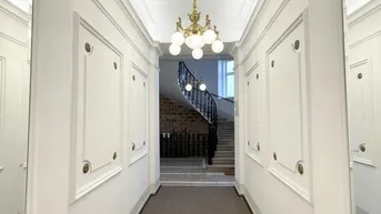 Expose 86m² Altbauwohnung im 1.OG, 3-Zimmer, Parkettböden, Lift &amp; Einbauküche für 679.000 €