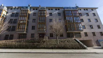 Expose Garagenstellplatz in der Kefergasse, 1140 Wien zu vermieten!