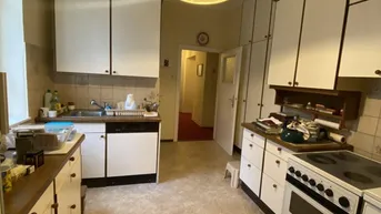 Expose Geräumige Wohnung für Ihre Familie oder Vermietung als Anleger - Hier werden sie fündig! In Komplettrenovierung bis Ende März!