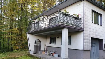 Expose Exklusives Anlageobjekt: Haus auf großen Grundstück in Alleinlage mit herrlichen Ausblick in Steyr zu verkaufen