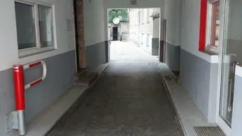 Expose Geschäftslokal mit Verkaufsraum, Büroräumen, Lagerräumen im UG und Parkplätzen bei Dietrichsteinplatz zu vermieten!