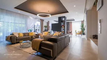 Expose PUCKING - Exklusive Moderne mit Poolhaus