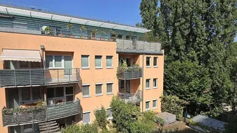 Expose Sonnige 2-Zimmerwohnung mit Südbalkon. Grünblick- U3, S-Bahn, Parkplatz