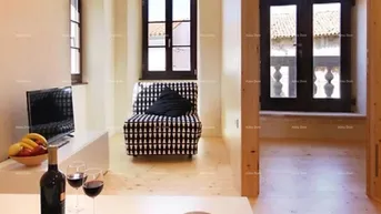 Expose Haus Renoviert! Verkauf einer alten Villa aus dem 17. Jahrhundert in Vodnjan.