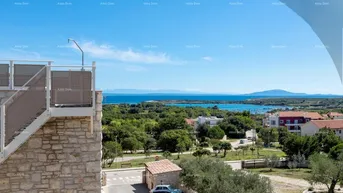 Expose Wohnung Ližnjan! Wohnung mit Meerblick!