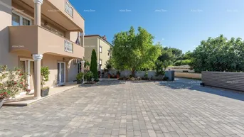 Expose Haus Medulin, freistehendes Haus mit 5 Apartments. Nähe zu Pošesa und Stränden!