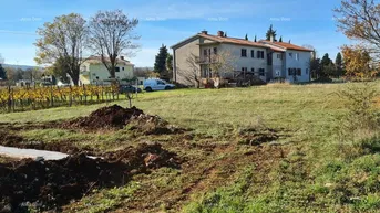 Expose Bauland Baugrundstück, 801 m², mit rechtskräftiger Baugenehmigung, Kršan