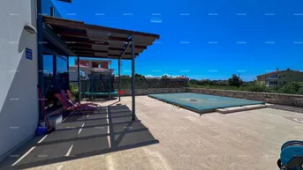 Expose Wohnung Wir verkaufen eine Wohnung im Erdgeschoss mit eigenem Pool. Medulin