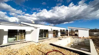 Expose Haus Verkauf eines neu gebauten Hauses mit Schwimmbad, in ruhiger Lage, Juršići!
