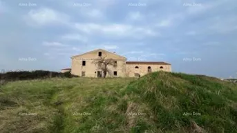 Expose Haus Historische Station bei Pula – enormes Potenzial.