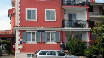 Expose Haus Haus mit 14 Wohnungen in der Nähe des alten Zentrums von Rovinj