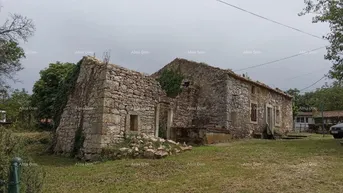 Expose Steinhaus Verkauf eines istrischen Steinhauses zur Renovierung, Nutzungsgenehmigung, Kršan!