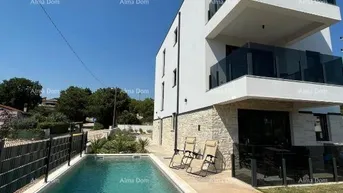 Expose Haus Moderne Villa mit Pool in Medulin, ideal für Familien oder Investitionen!