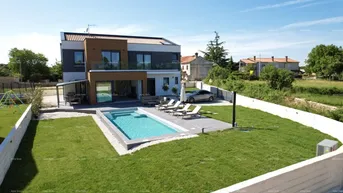 Expose Haus Moderne Villa mit Pool in Vodnjan