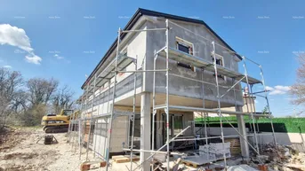 Expose Haus Verkauf eines modernen Hauses mit Pool in einem ruhigen und schönen istrischen Ort, Juršići, Svetvinčenat!