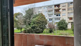 Expose Wohnung Poreč, im Bau befindliches Wohn- und Geschäftshaus mit Wohnungen und Tiefgaragen.