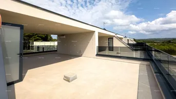 Expose Wohnung Wir verkaufen eine Wohnung mit großer Dachterrasse!