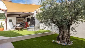 Expose Haus Wir verkaufen eine wunderschöne Villa in Rovinj.