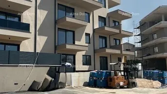 Expose Wohnung Verkauf einer modernen Wohnung in einem Neubau mit Parkplatz, Vabriga, Poreč!