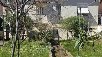 Expose Haus Kaštanjer, Haus mit zwei Wohnungen, Garage und schönem Garten.