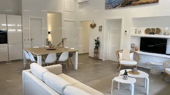 Expose Wohnung Premantura! Luxuriöse Wohnung mit Meerblick!