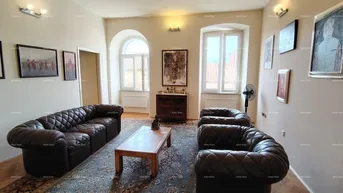 Expose Wohnung Drei-Zimmer-Wohnung im Zentrum