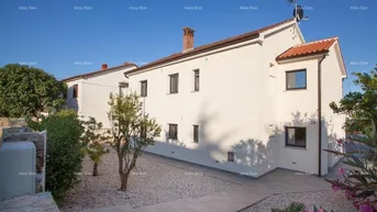 Expose Haus Modernes Haus in Medulin