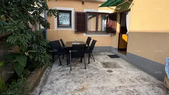 Expose Haus Verkauf eines Hauses im erweiterten Zentrum mit Nebengebäude, Pula!