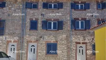 Expose Haus Renoviertes Steinhaus mit Pool – ruhiges Dorf nahe Svetvinčenta