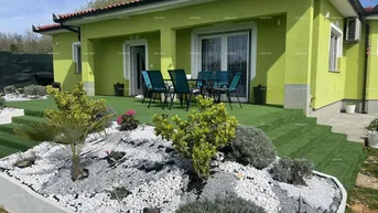 Expose Haus Erdgeschoss Haus mit großem Garten