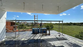 Expose Wohnung Verkauf einer Wohnung/Penthouse in Neubau mit großer Terrasse, Štinjan!