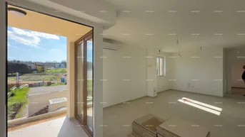 Expose Wohnung Wir verkaufen eine Wohnung mit großem Garten in Barban.