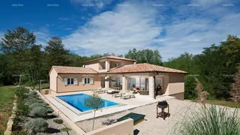 Expose Haus Eine Villa mit Swimmingpool zum Verkauf, in der Nähe von Labin